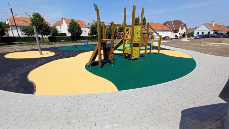 Esésvédő öntött gumiburkolat kivitelezése
