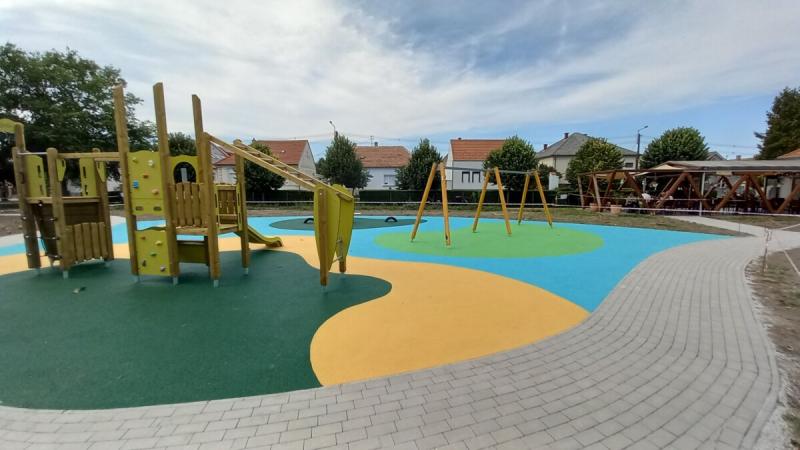 Esésvédő öntött gumiburkolat kivitelezése