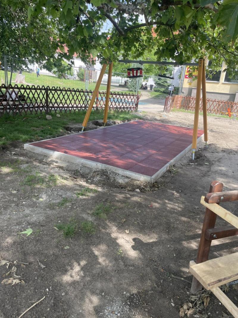 Esésvédő préselt gumiburkolat telepítése